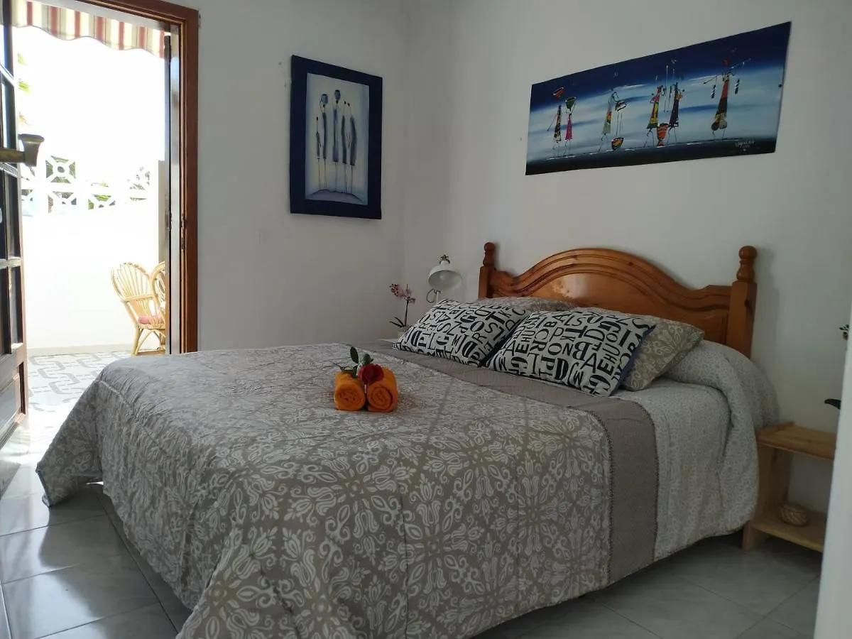 Apartamentos Playa Honda Mácher